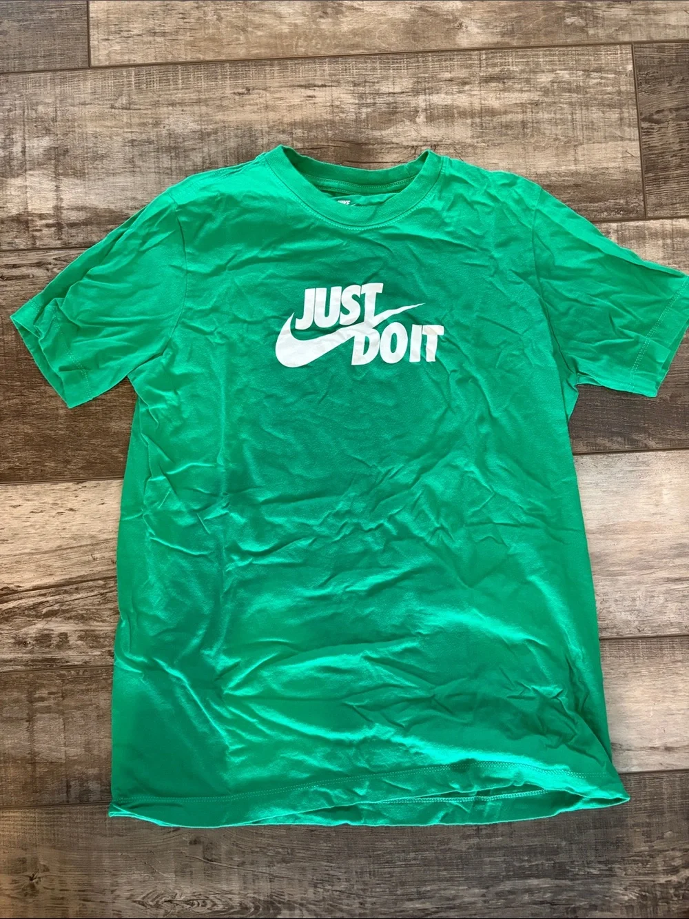 Nike Green 'Just Do It' Short Sleeve Tee